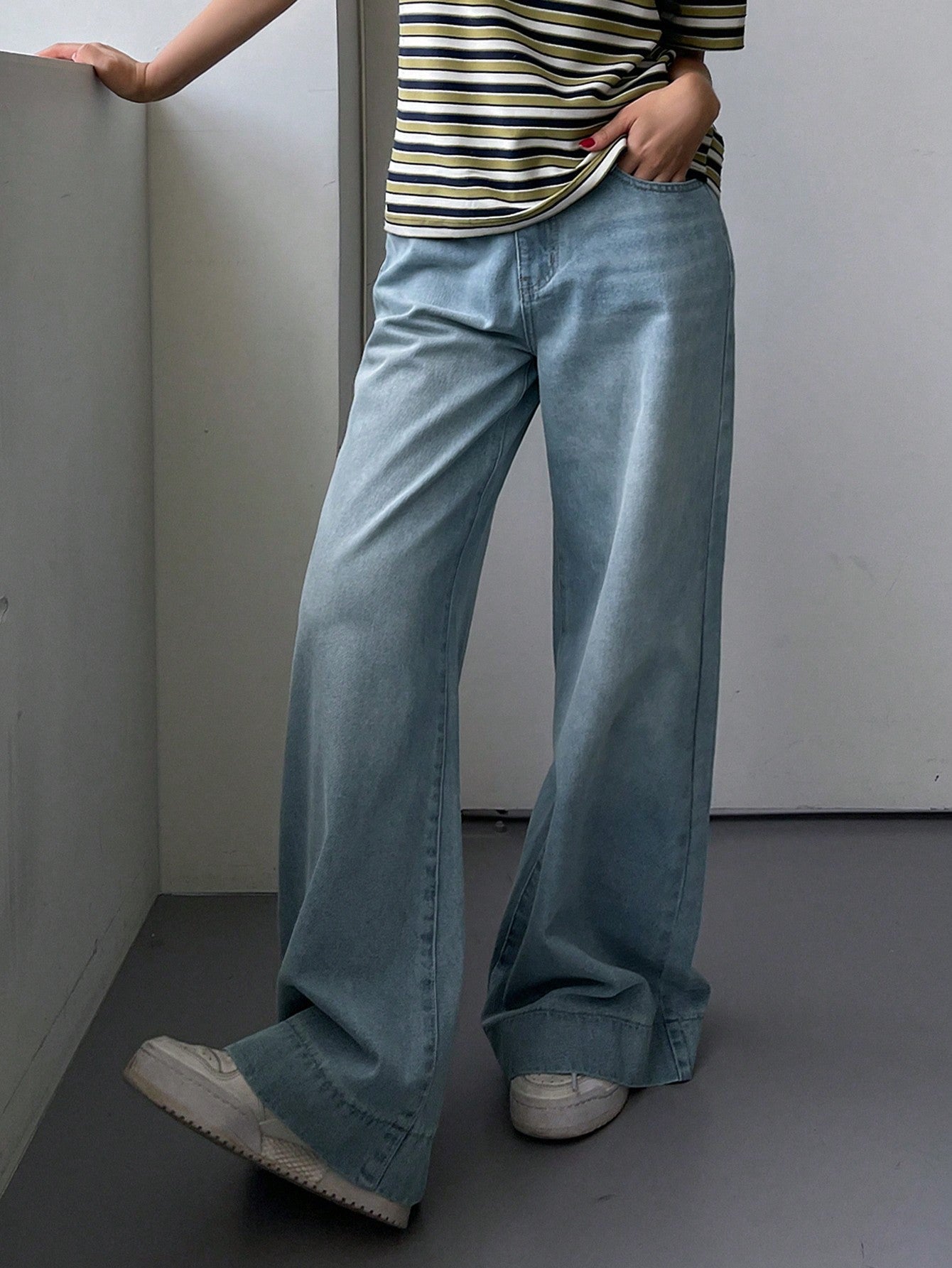 Maxct Women's Plain Casual Denim Pants For Daily Wear