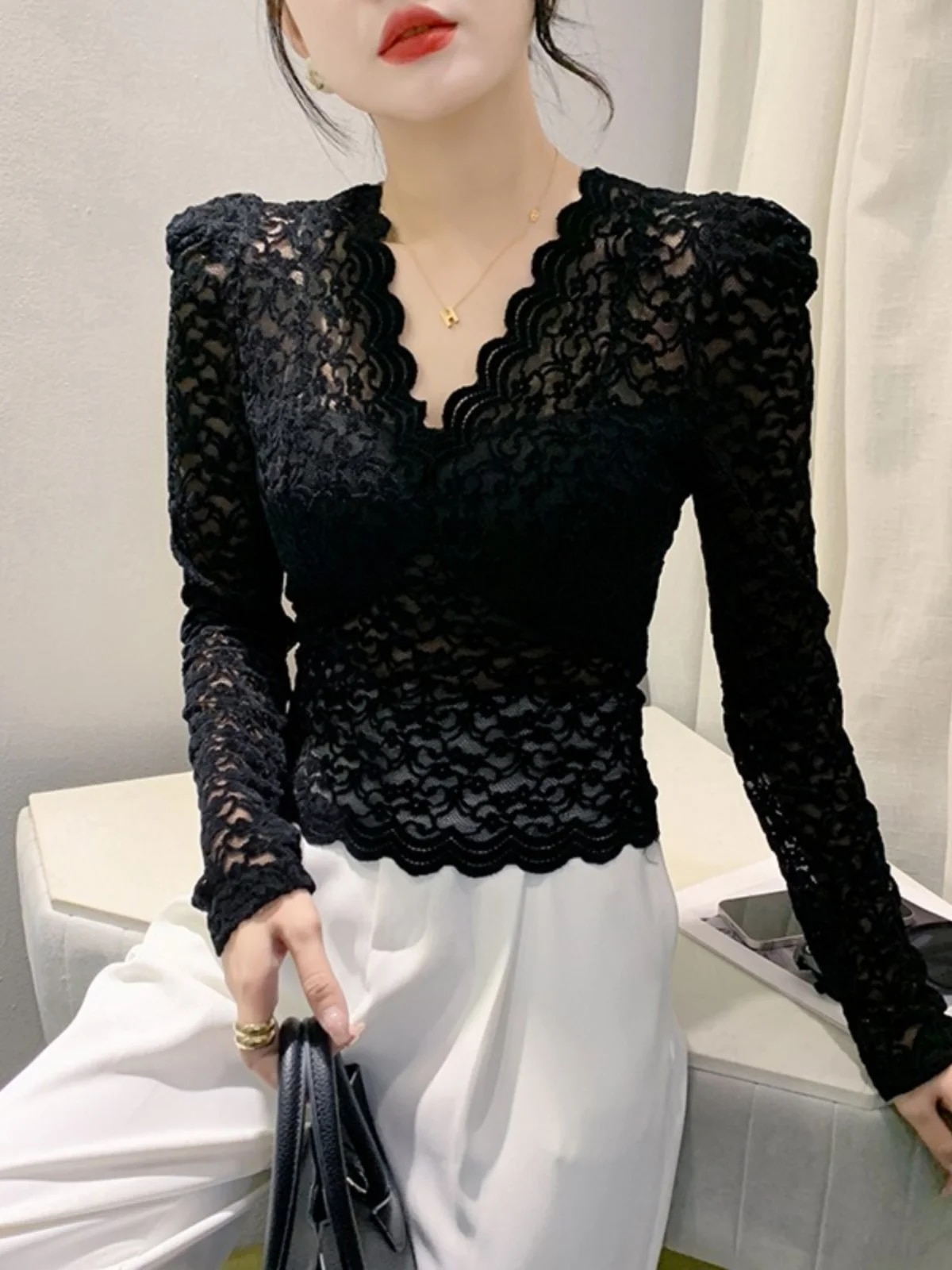 Maxct New V-neck Slim Fit Long Sleeve Lace T-shirt for Women V Neck Slim Cropped Tops T Shirts Female Stretch Tee
