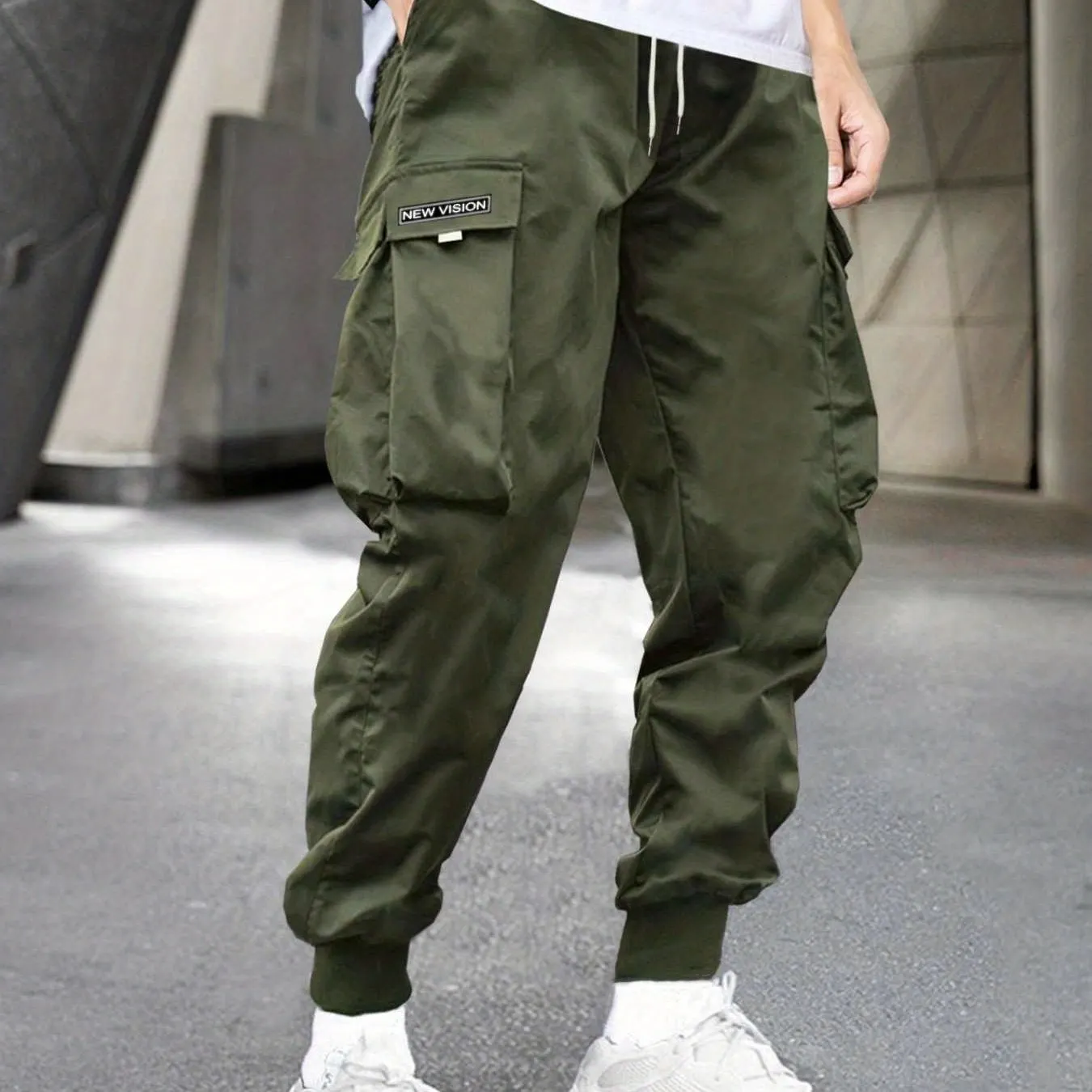 Maxct Men's Letter Graphic Drawstring Waist Cargo Pants With Flap Pockets - Image 10