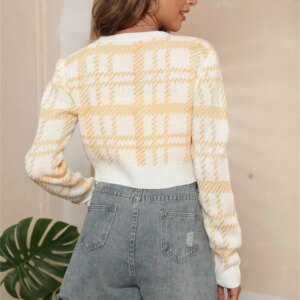Maxct &V-Neck Cropped Button-Up Cardigan