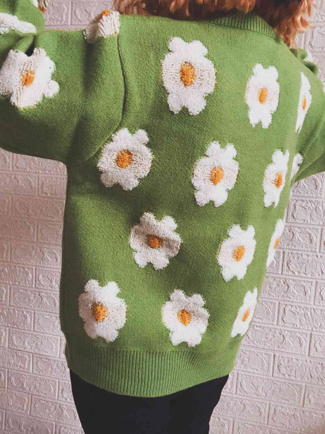 Maxct &Flower Round Neck Long Sleeve Sweater