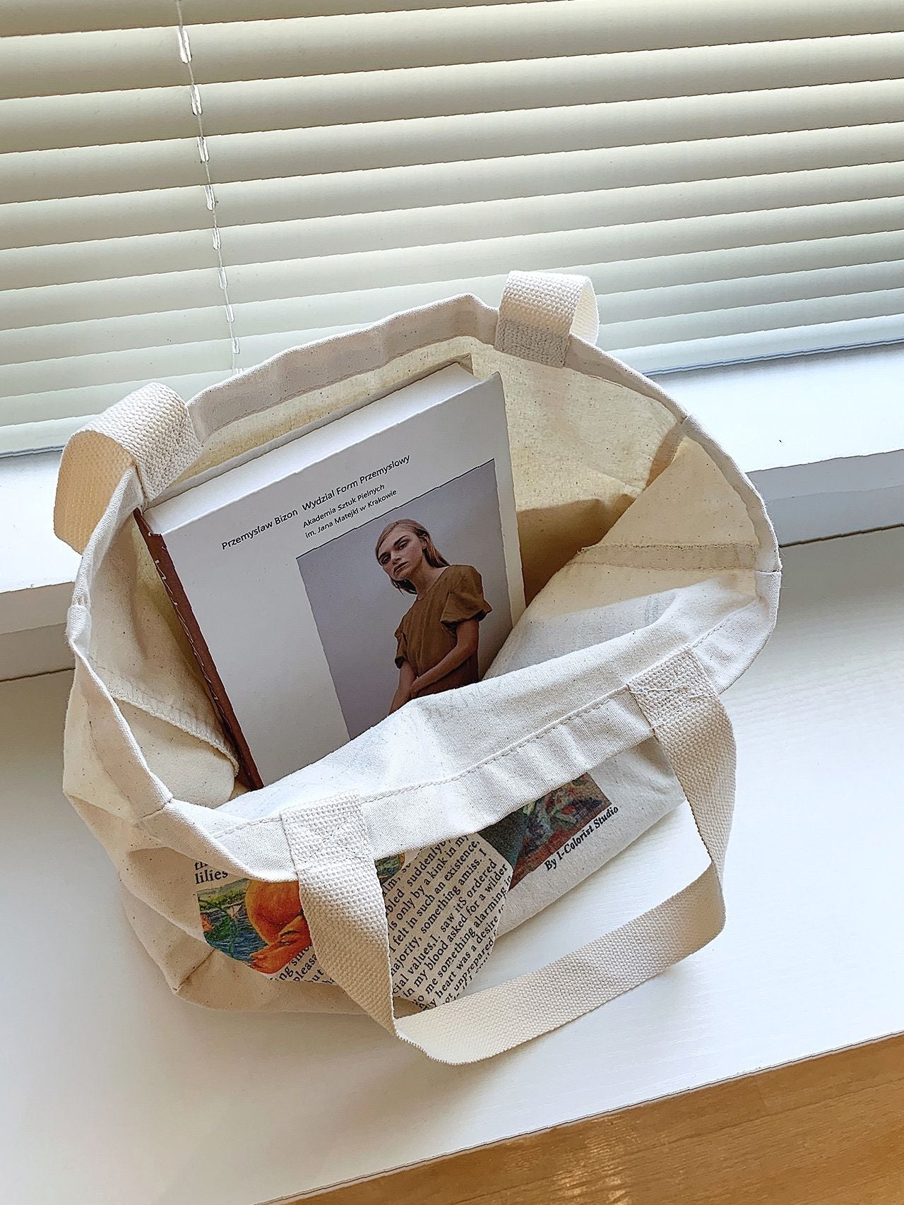 Maxct - Newspaper Pattern Tote bag  - Women Tote Bags