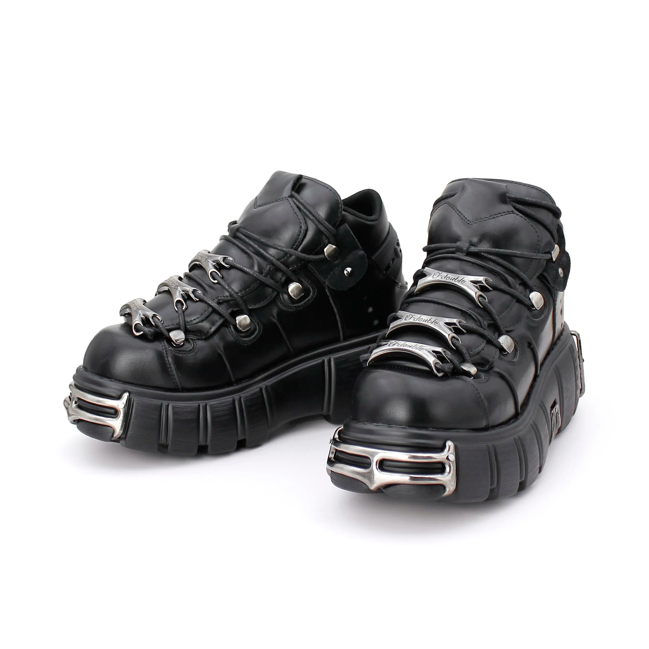 Goth Platform Sneakers for Women - Edgy Style in Classic Black Maxct