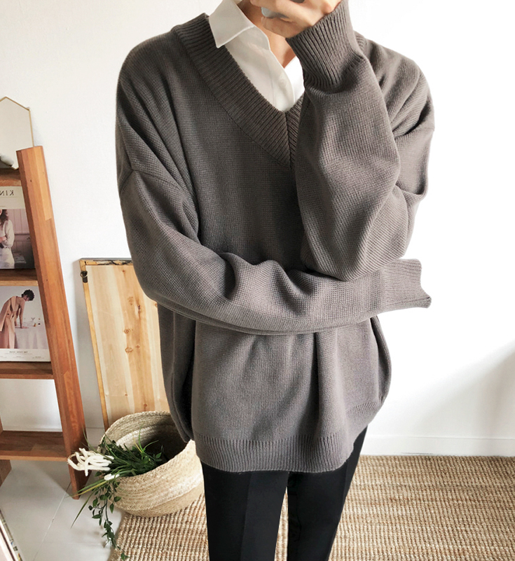 Maxct 2512 Knitted V-Neck Collar Sweater