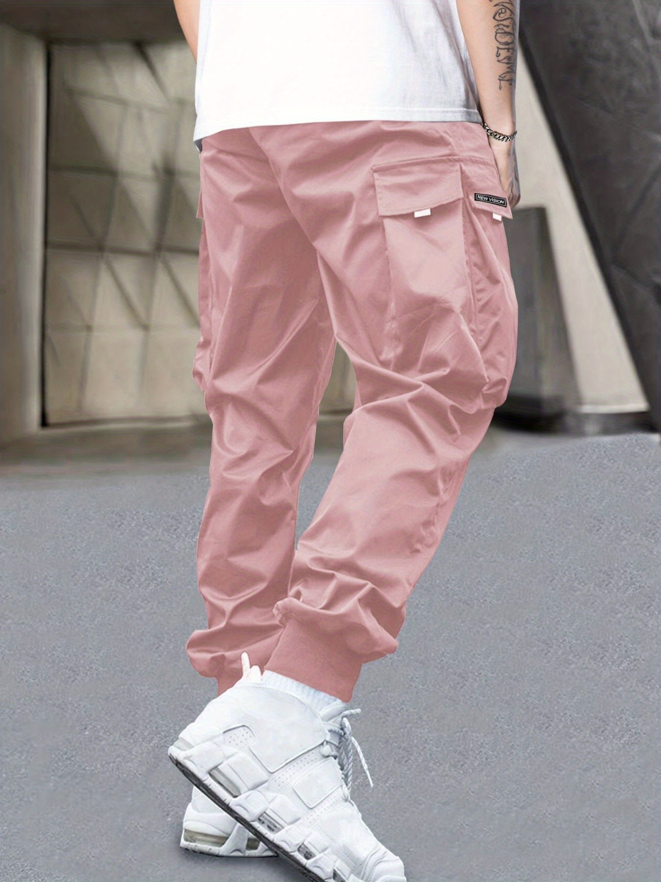 Men's Stylish Letter Graphic Cargo Pants with Flap Pockets - Drawstring Waist for Comfort