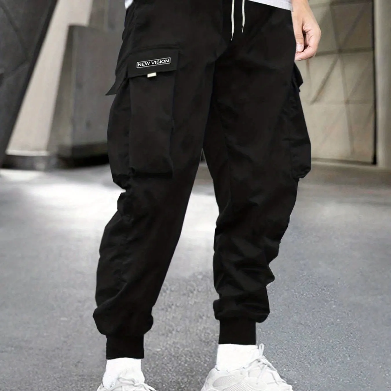 Maxct Men's Letter Graphic Drawstring Waist Cargo Pants With Flap Pockets - Image 9