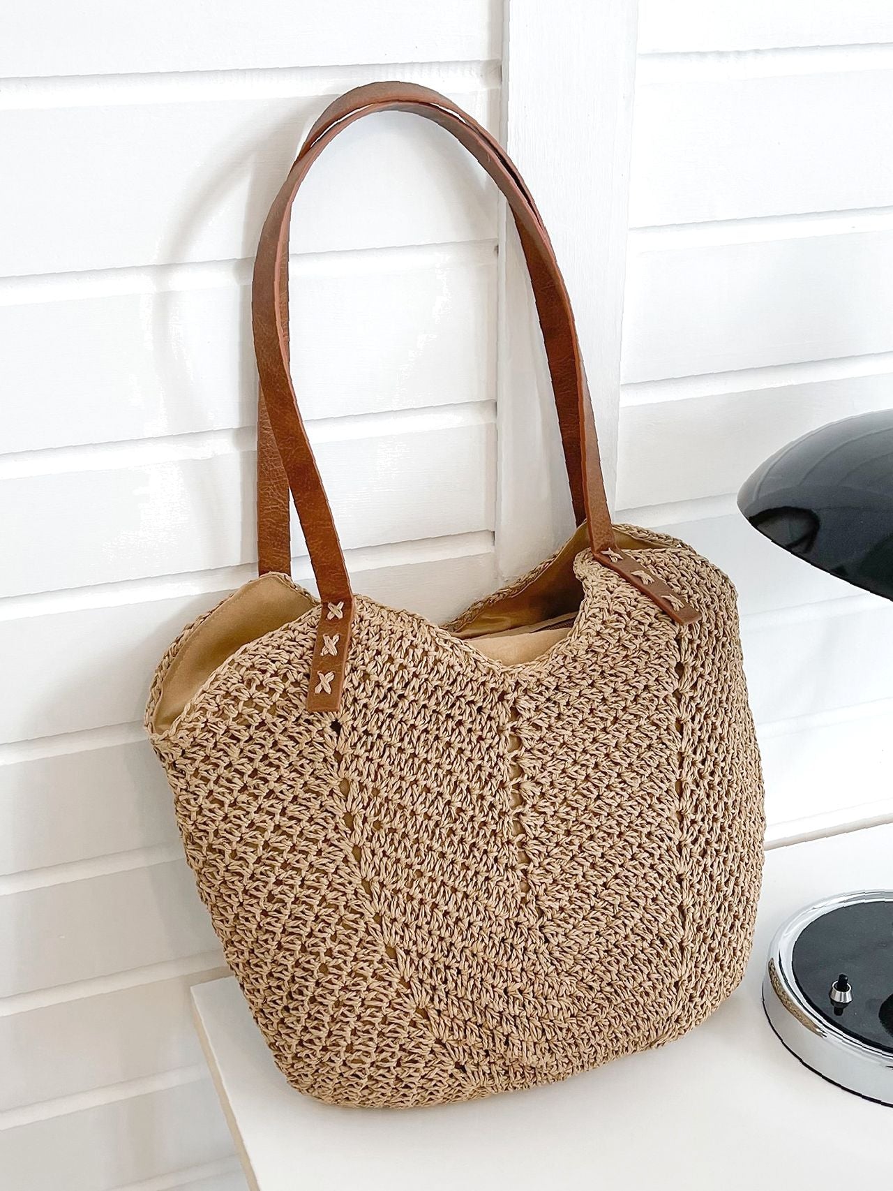Maxct - Hollow Out Straw Bag  - Women Tote Bags
