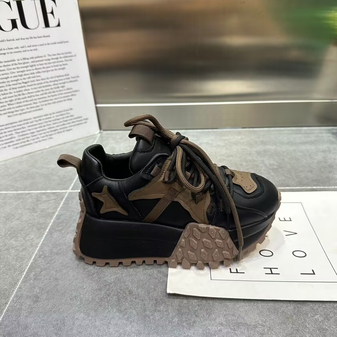 Luxury Women's Casual Light Flat Vulcanize Sneakers - true deals club