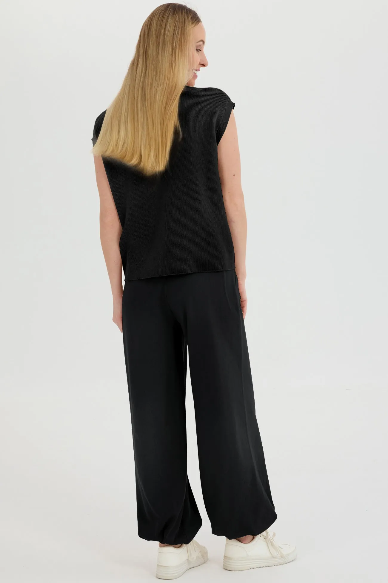 Maxct V Neck Knit Tank Top Pants Suits - Image 24