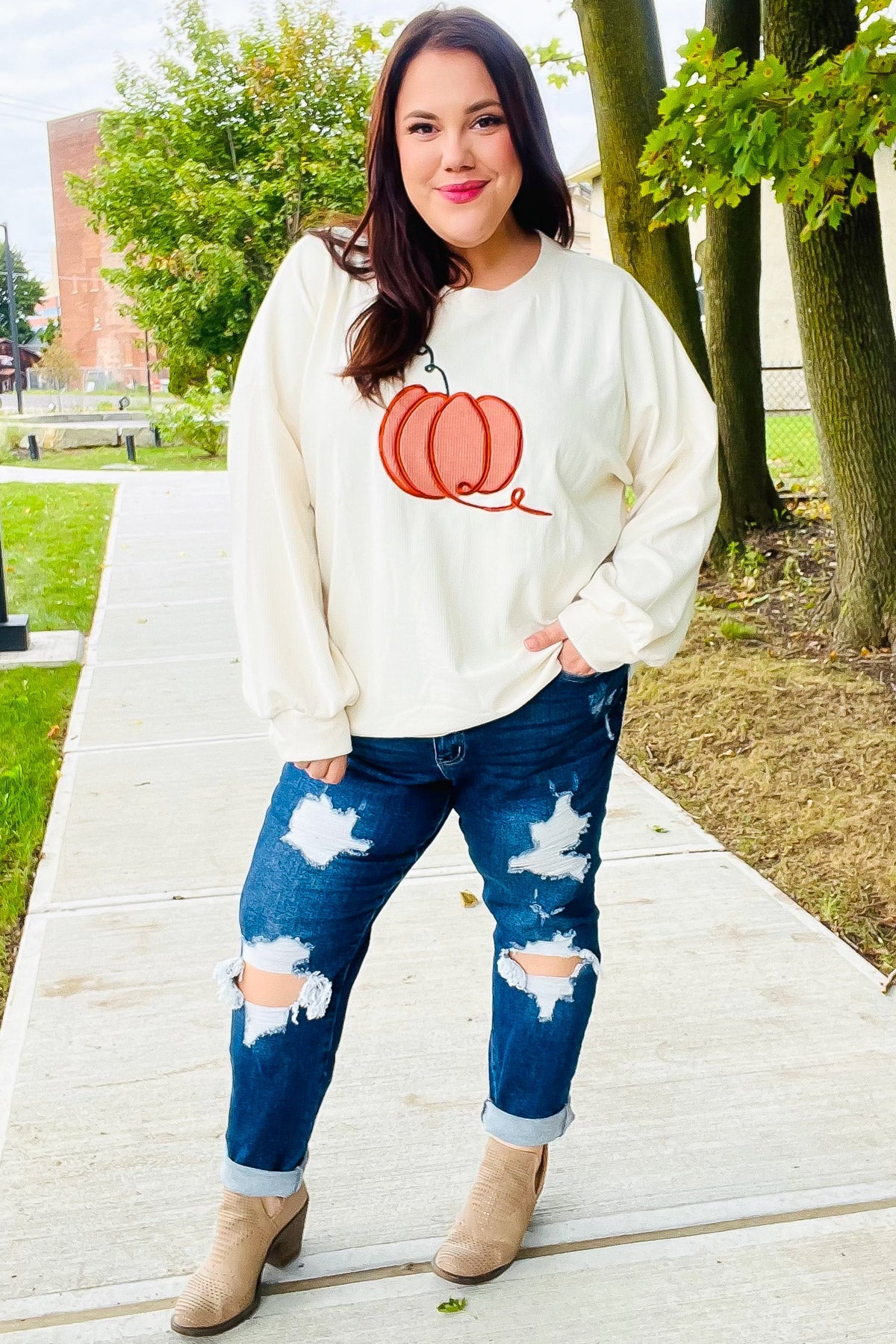 Maxct &Halloween Lovely Ivory Embroidered Pumpkin Knit Sweater