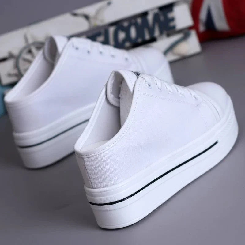 Slip-on Platform White Canvas Sneakers for Women Maxct