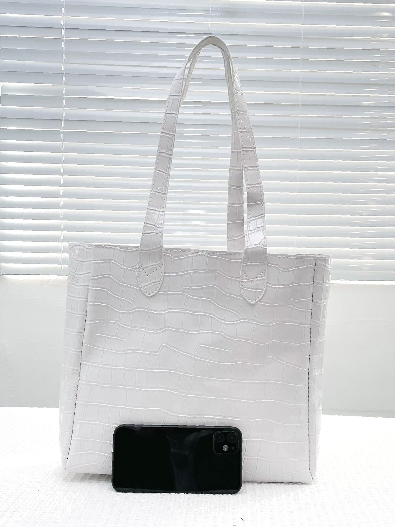 Maxct - Crocodile Embossed Pattern Shoulder Tote Bag  - Women Tote Bags