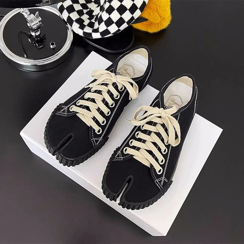 Tabi Sneakers Split Toe Mary Janes Canvas Women's Maxct - Image 4