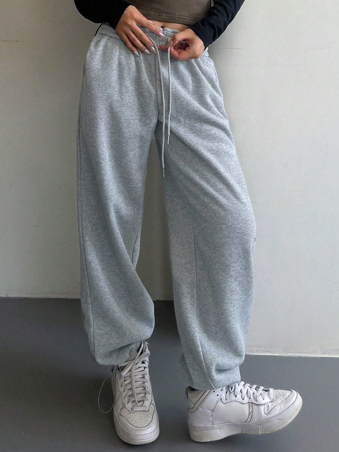 Maxct Solid Elastic Waist Slant Pocket Sweatpants