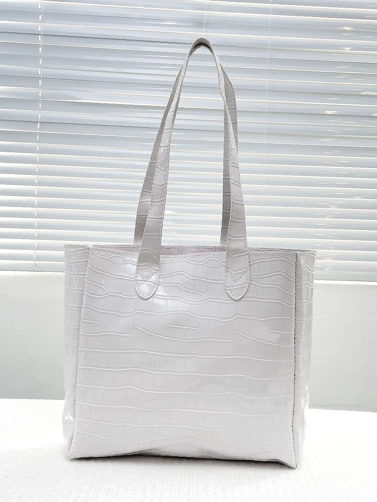Maxct - Crocodile Embossed Pattern Shoulder Tote Bag  - Women Tote Bags