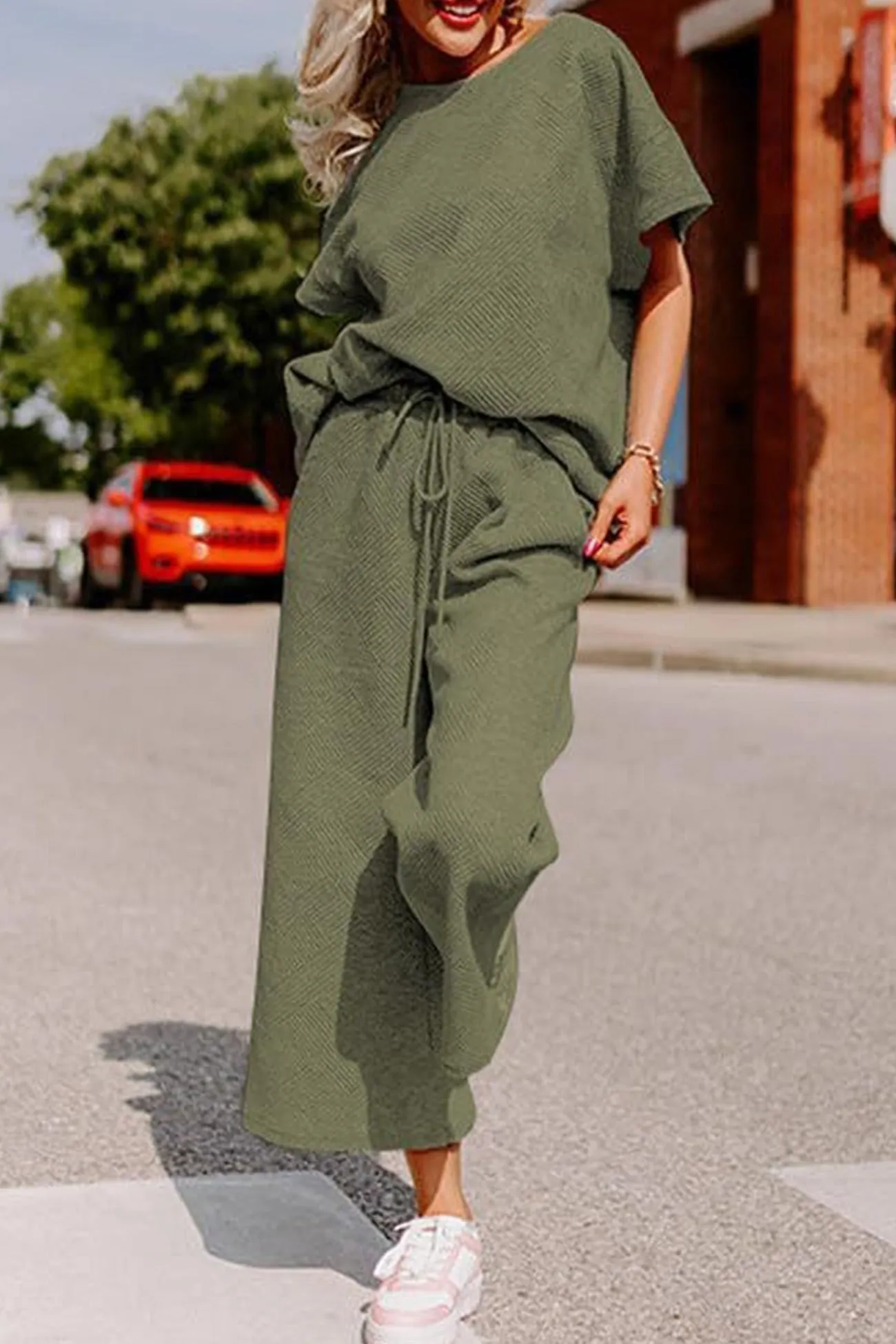 Maxct Solid Textured T-shirt Long Pants Set
