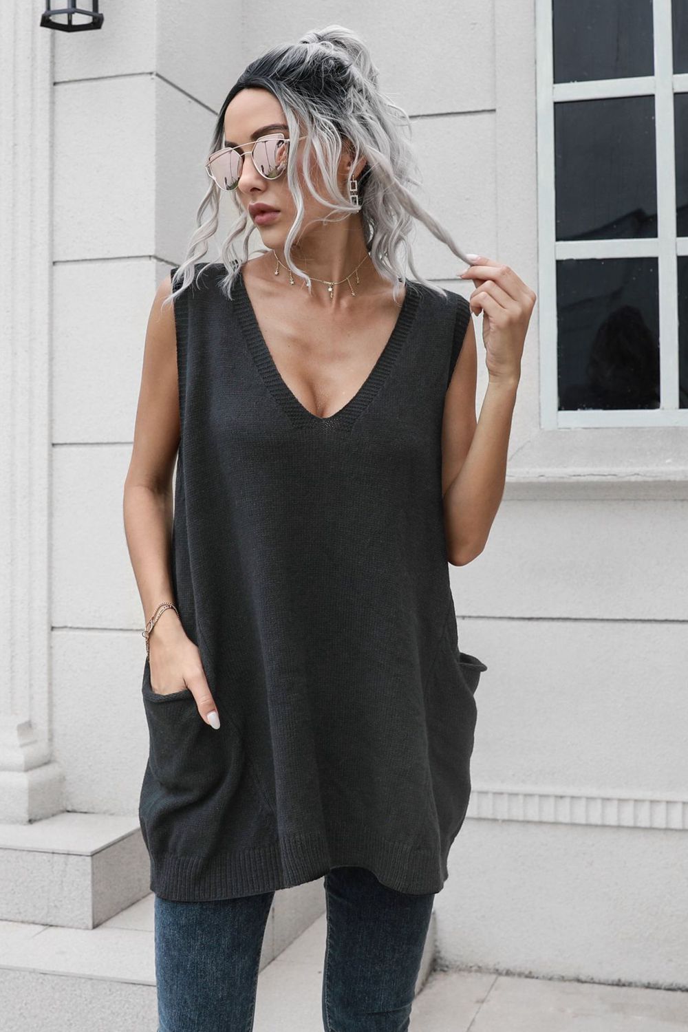 Maxct &V-Neck Sleeveless Sweater Vest with Pocket