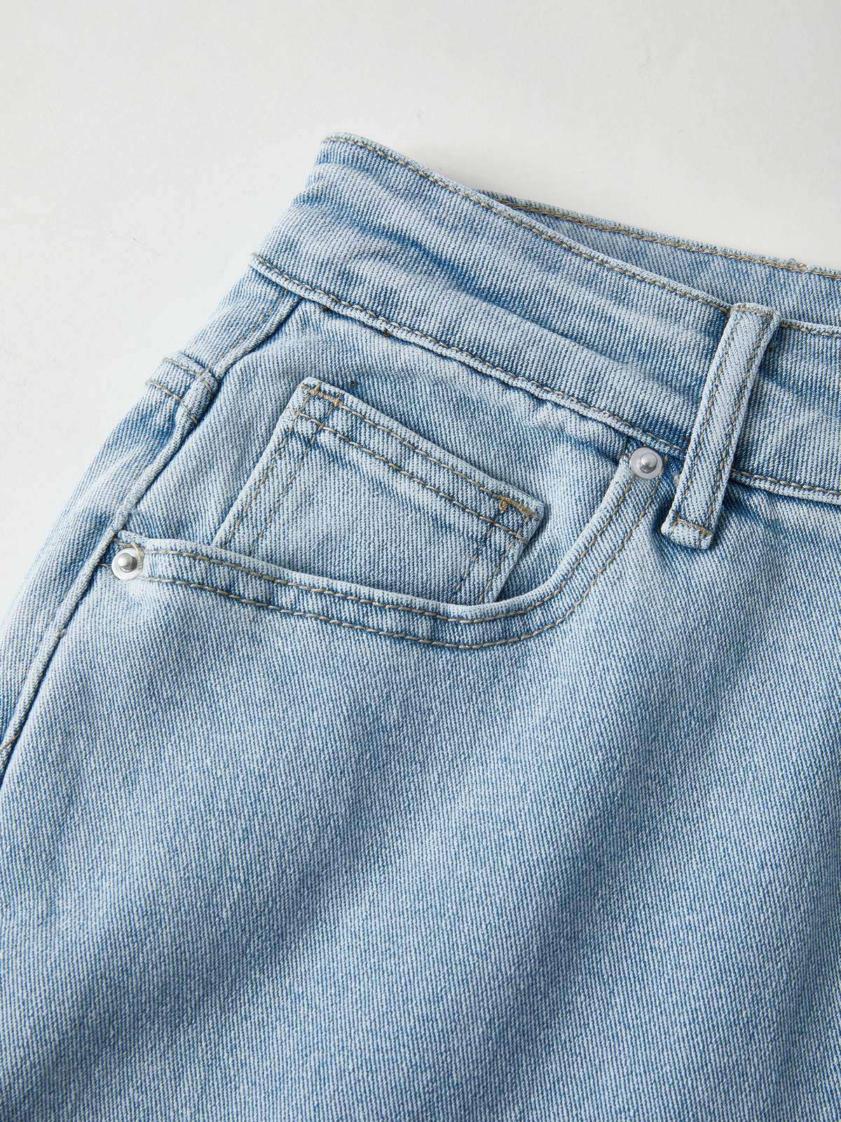 Light Wash Straight Boyfriend Jeans Maxct