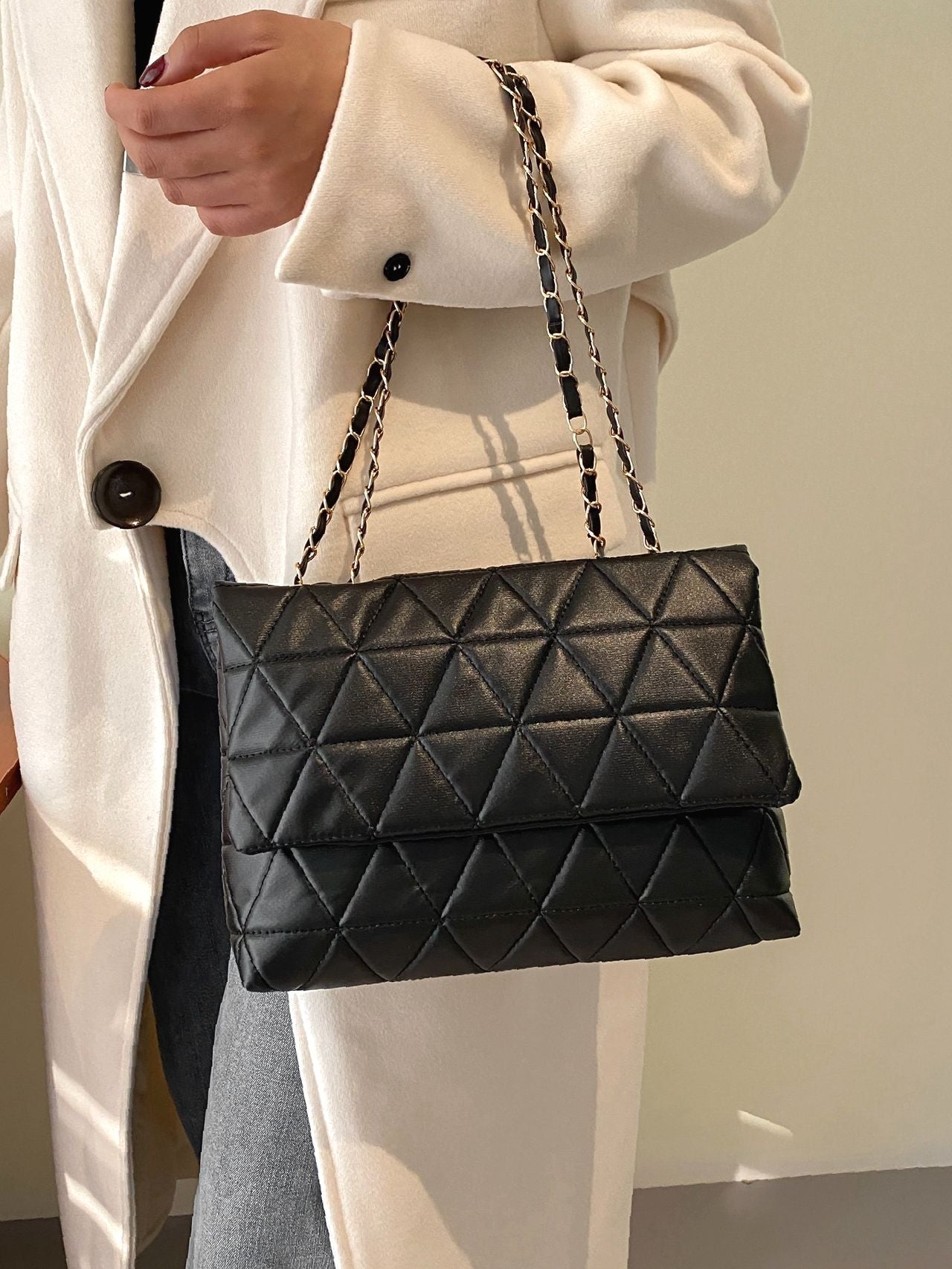 Maxct - Minimalist Quilted Chain Flap Square Bag - Women Tote Bags