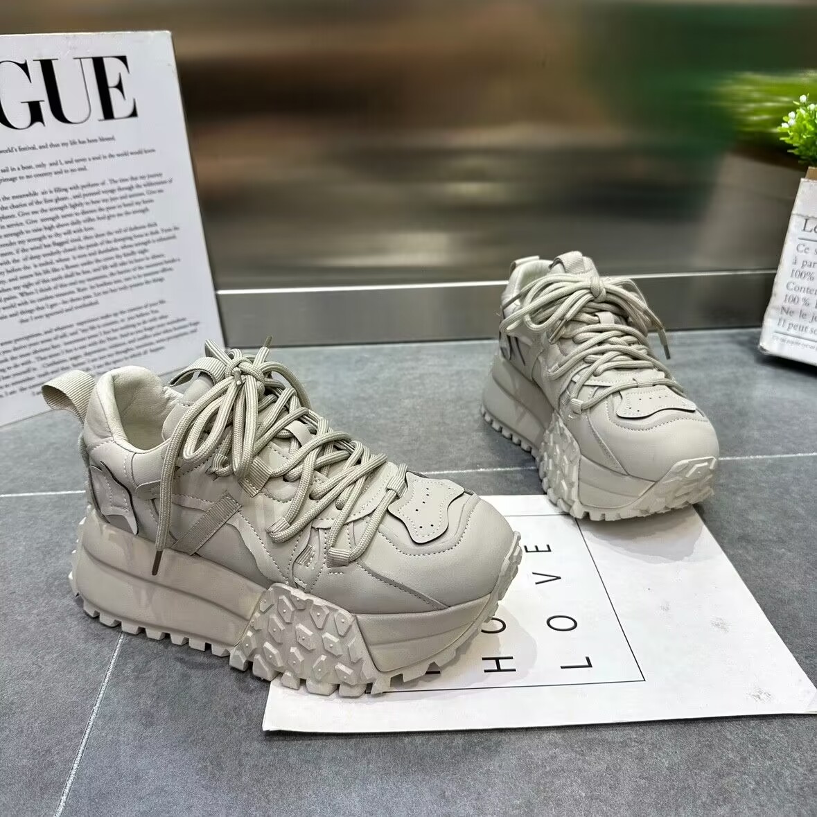 Luxury Women's Casual Light Flat Vulcanize Sneakers - true deals club