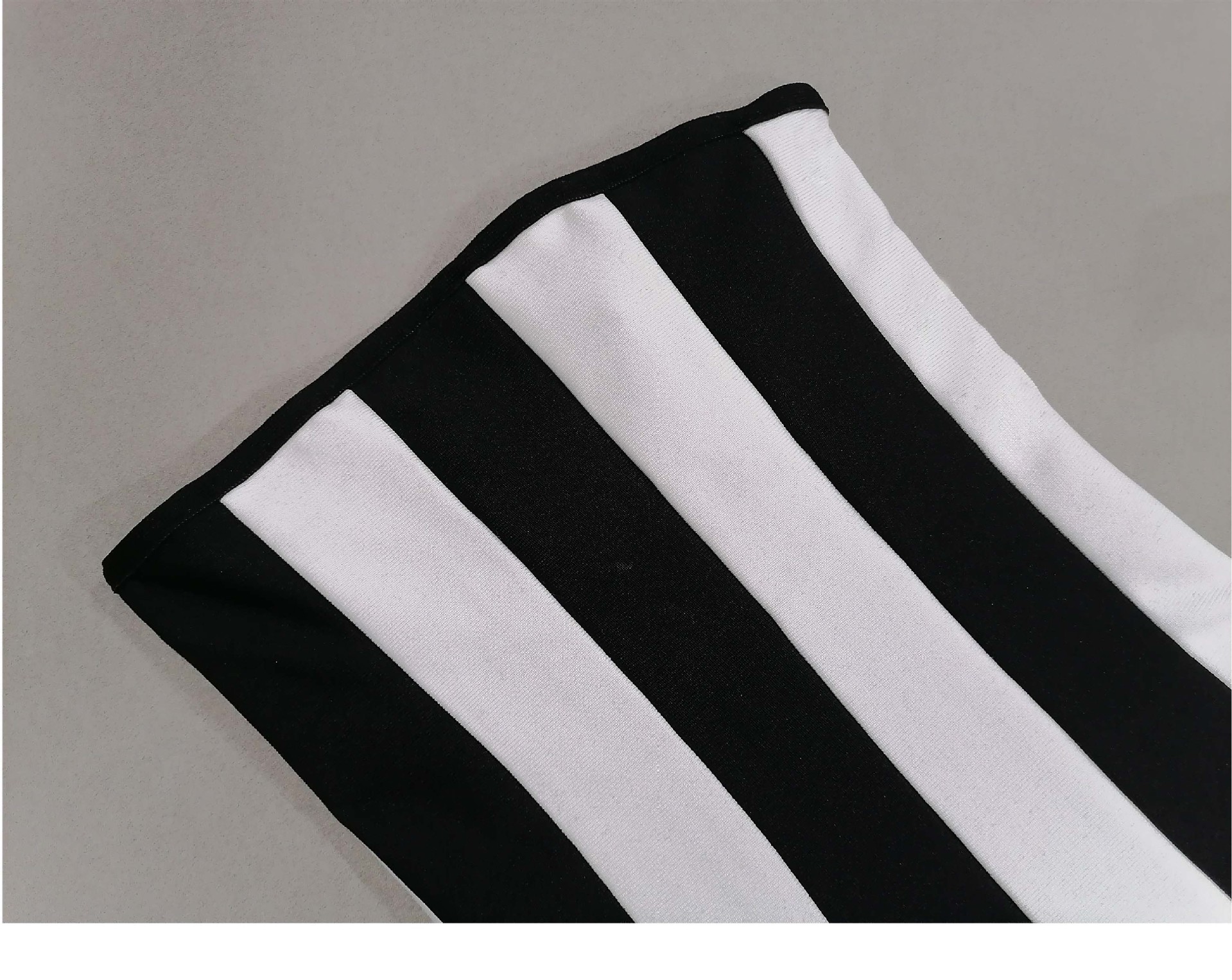 Strapless Bandage Dress Women's Hepburn Chest Wrap Skirt Black And White Striped High-end Banquet Dress Daily Wear