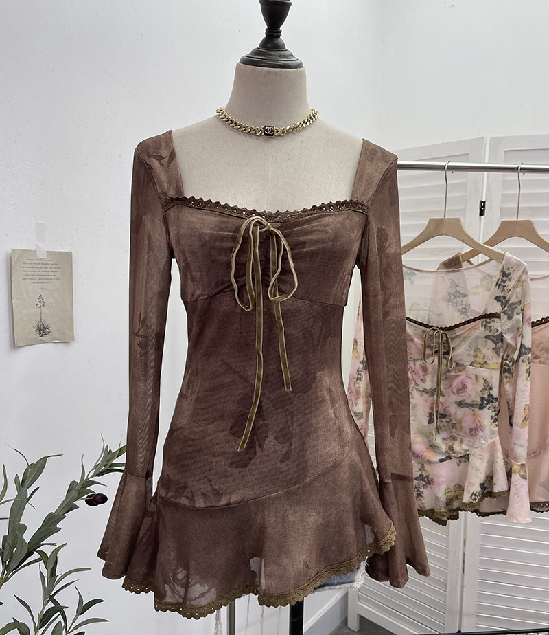 Maxct Spring and Summer New French Square Collar Lace-up Blooming Flared Long-Sleeved Top Lace Edge Design T-shirt 9980