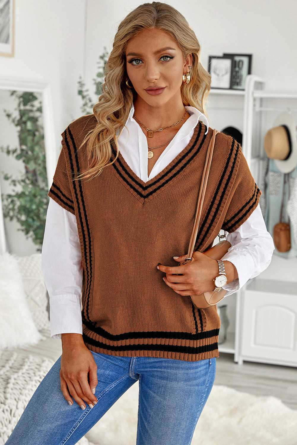 Maxct &Striped Trim V-Neck Sweater Vest