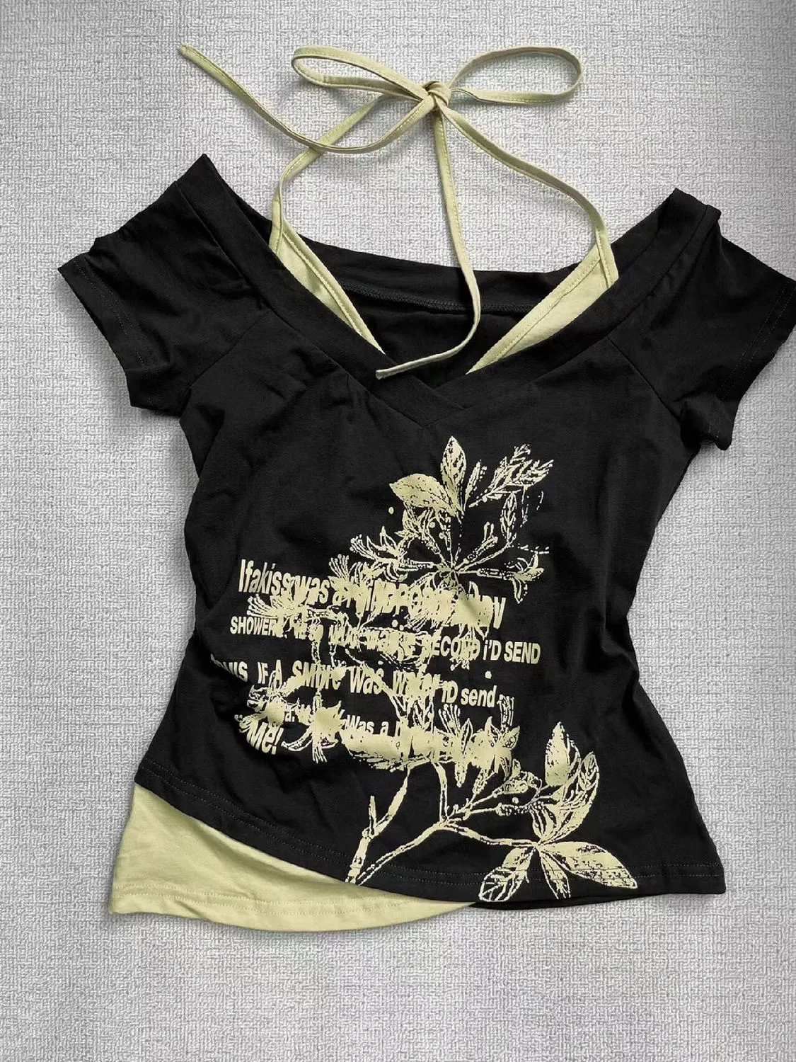 Retro Fake Two-piece Halterneck Printed T-shirt Women Y2K Streetwear Hot Girl Slim Off Shoulder Millennium Harajuku Casual Top