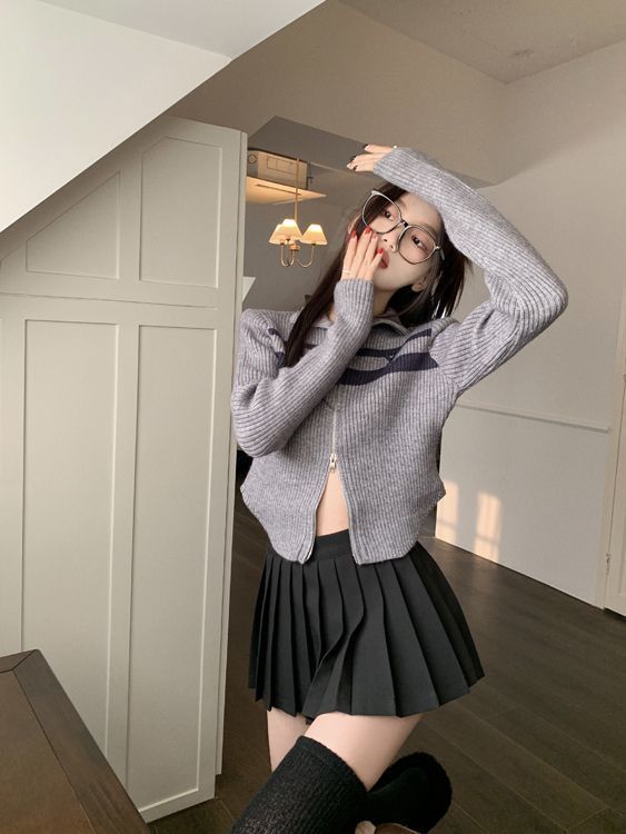 Maxct Vintage Striped Zip Up Cropped Cardigan