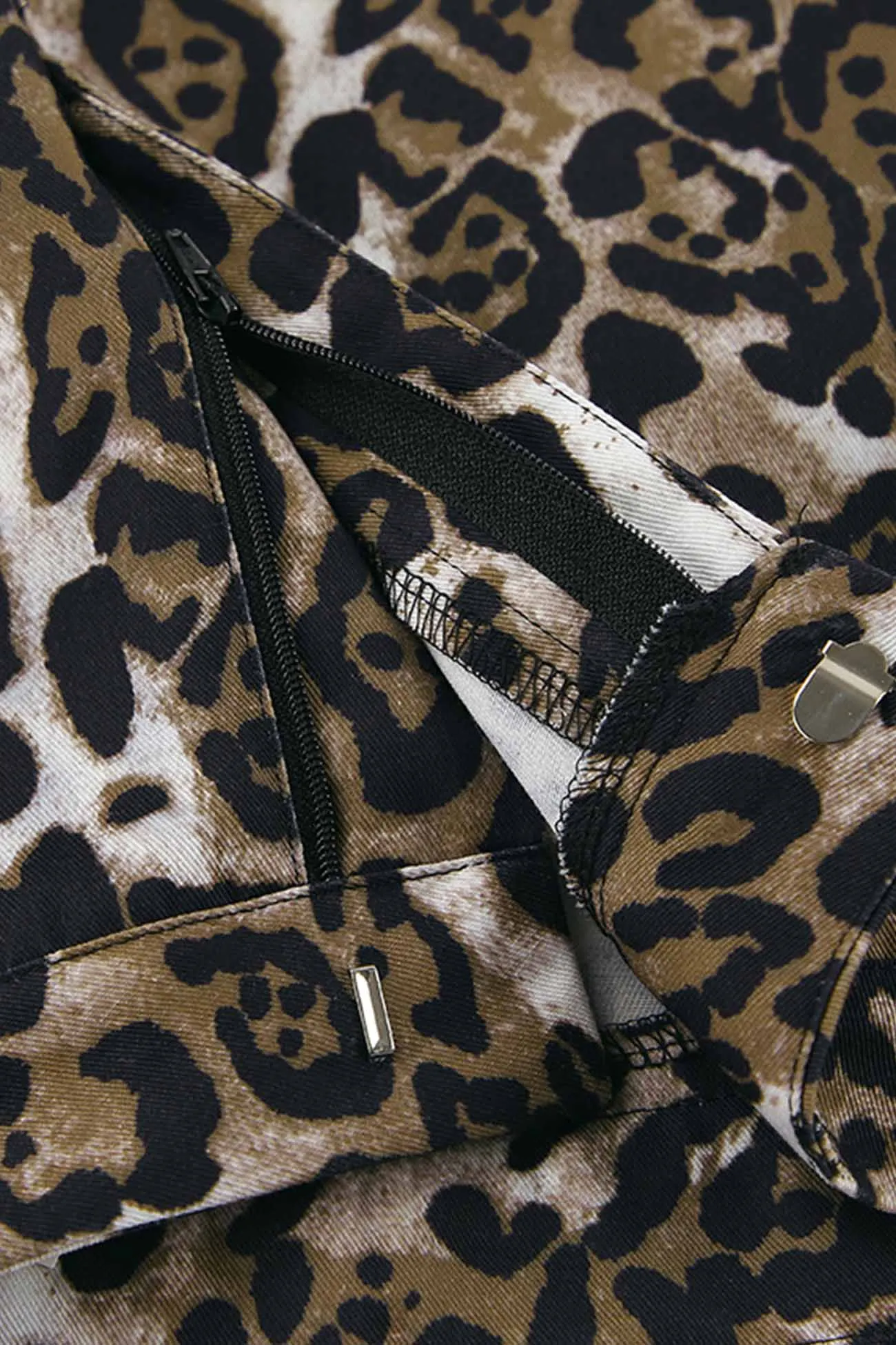 Maxct Leopard Printed Lace Up Long Pants Set