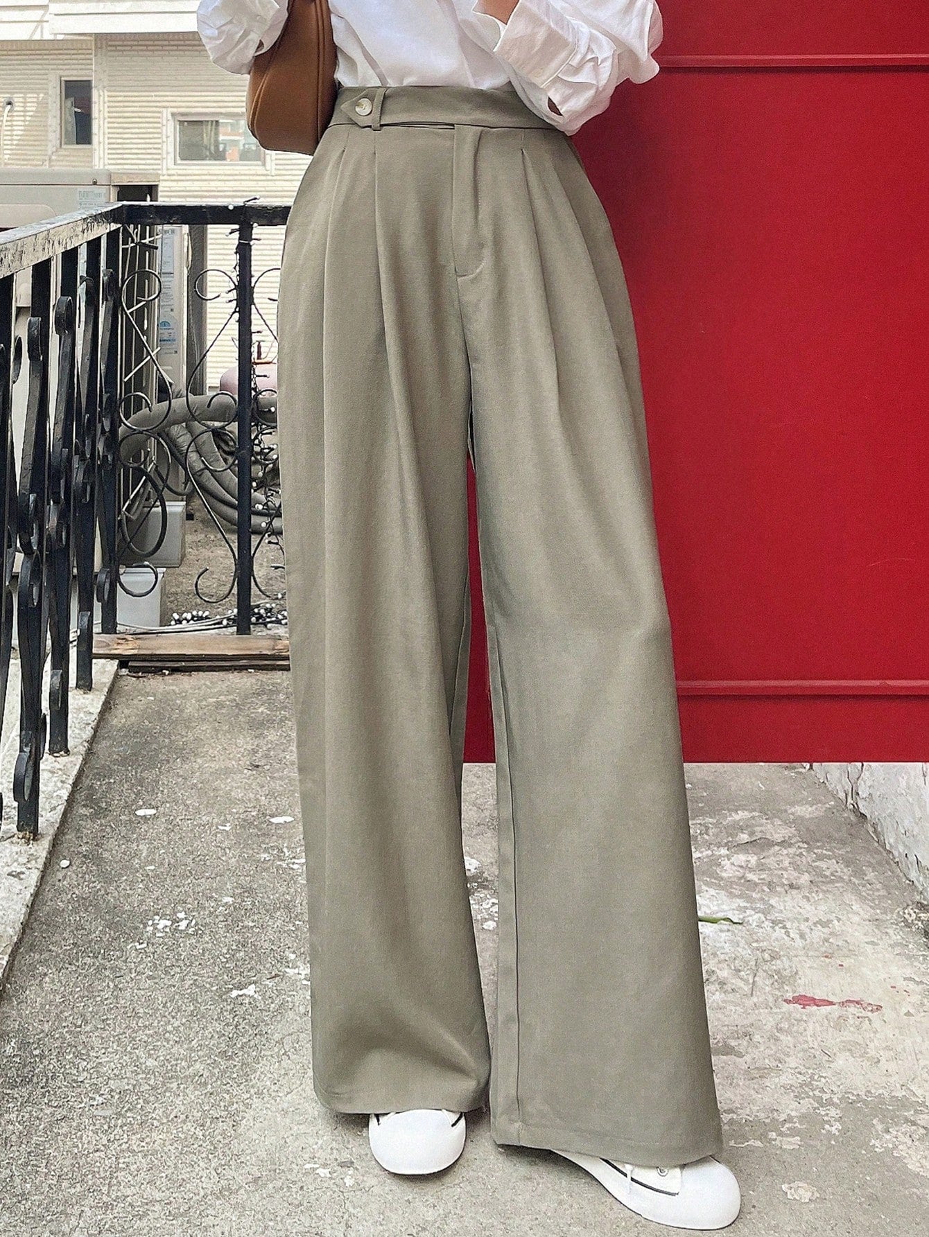 Maxct Women Solid Color Pleated Loose Wide-Leg Suit Pants