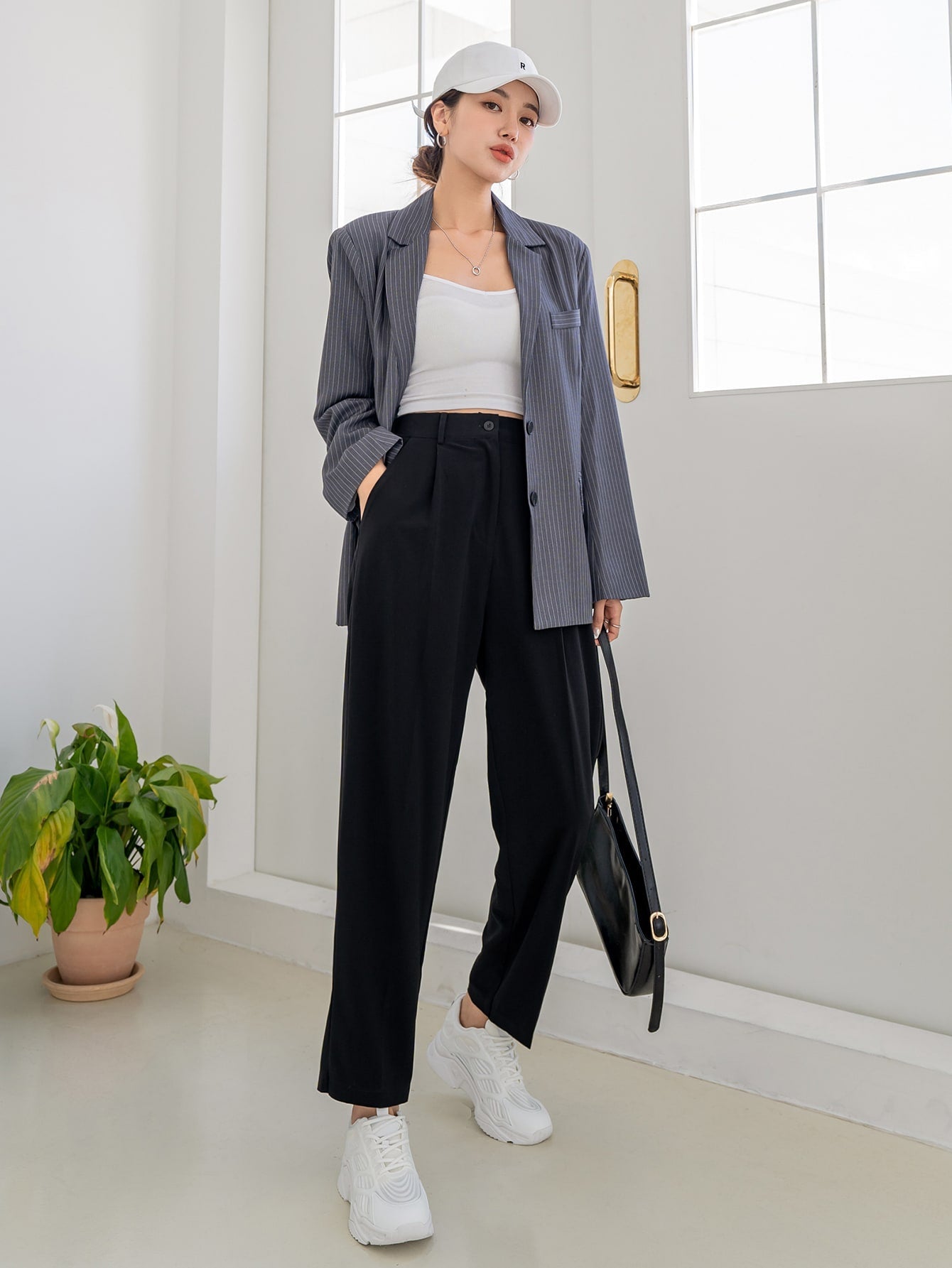 Maxct Slant Pocket Tailored Pants