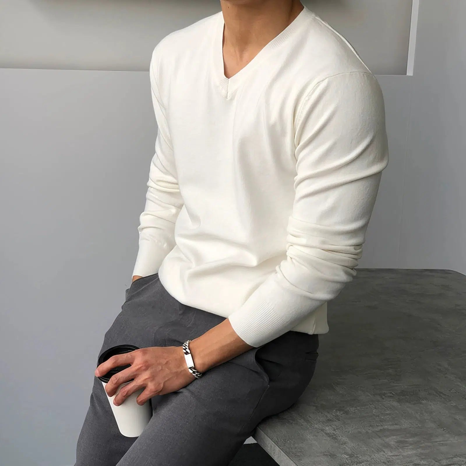 Maxct V-neck Long-sleeved Bottoming Sweater