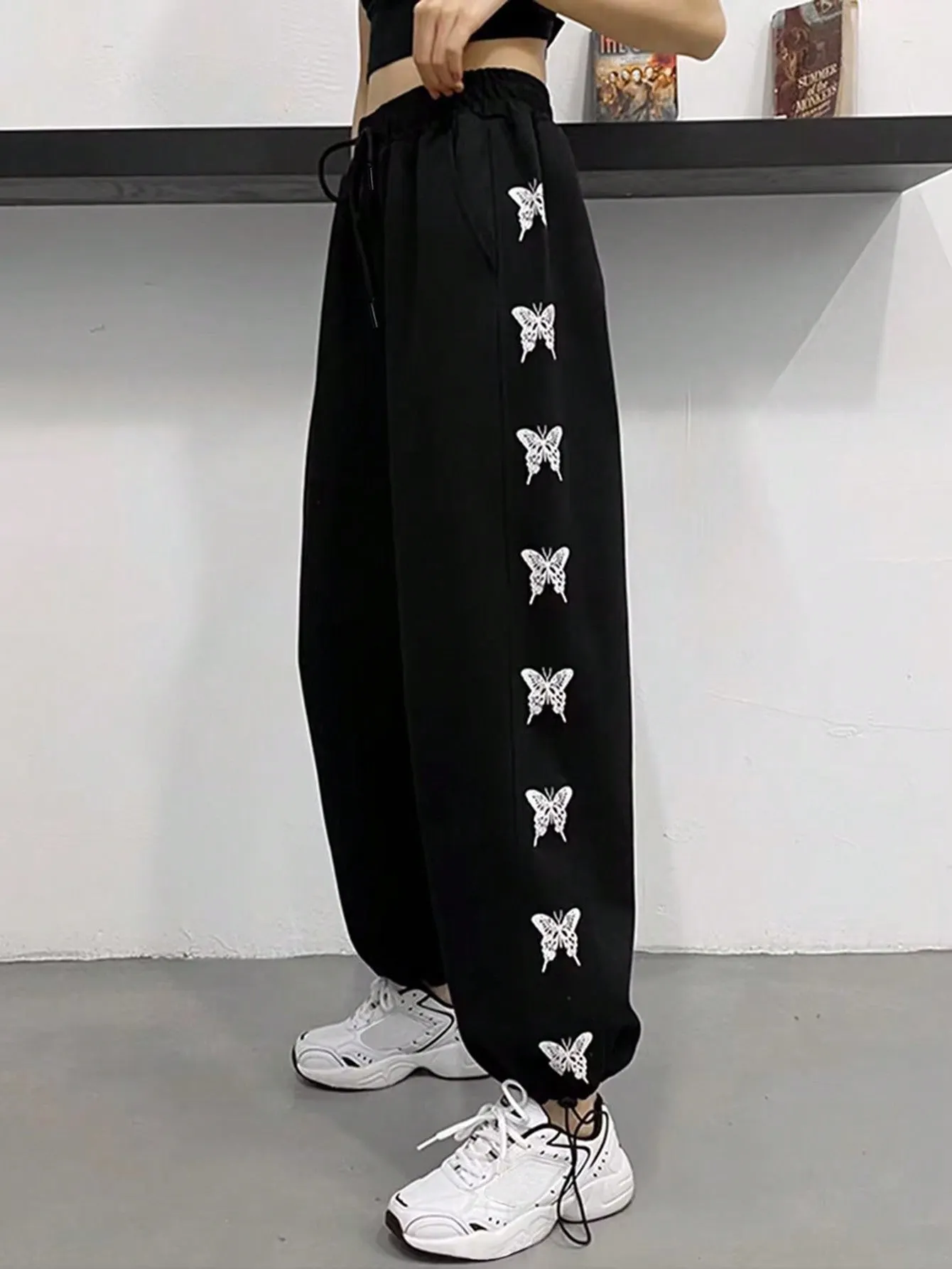 Maxct Butterfly Print Drawstring Sweatpants