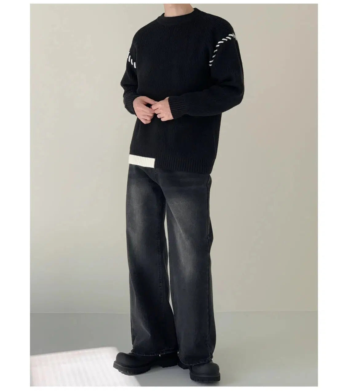 Maxct Shoulder Line Design Crew Neck Sweater