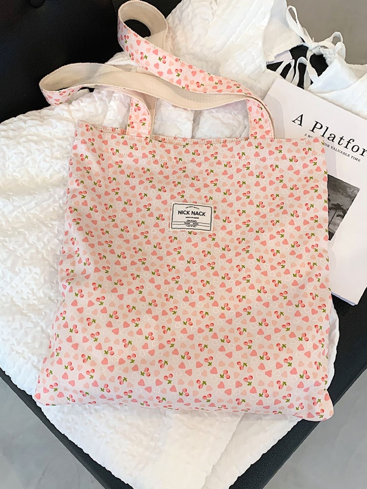 Maxct - Ditsy Floral Graphic Shopper Bag  - Women Tote Bags
