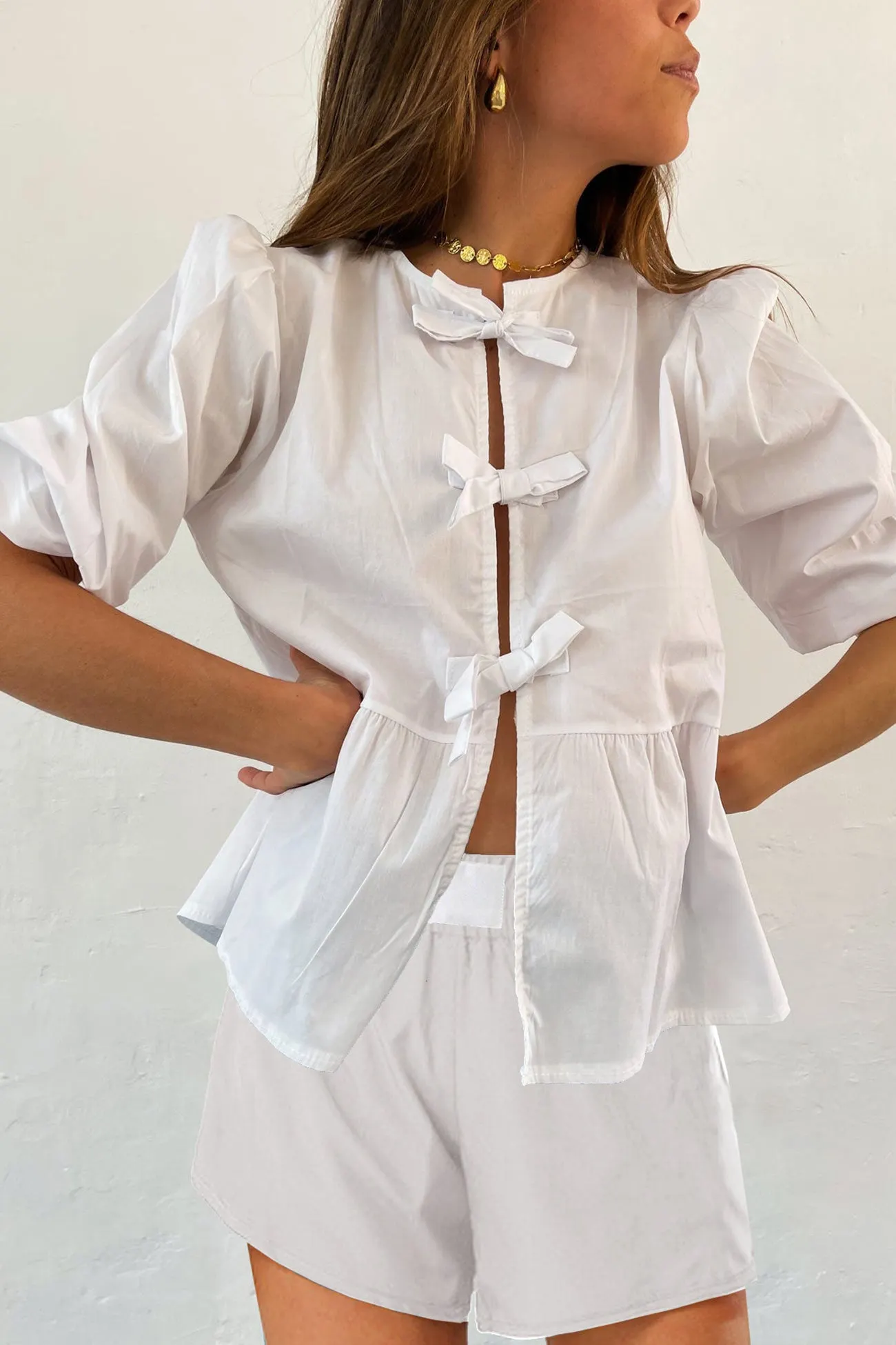 Maxct Contrast Striped Tie-up Blouse Suits