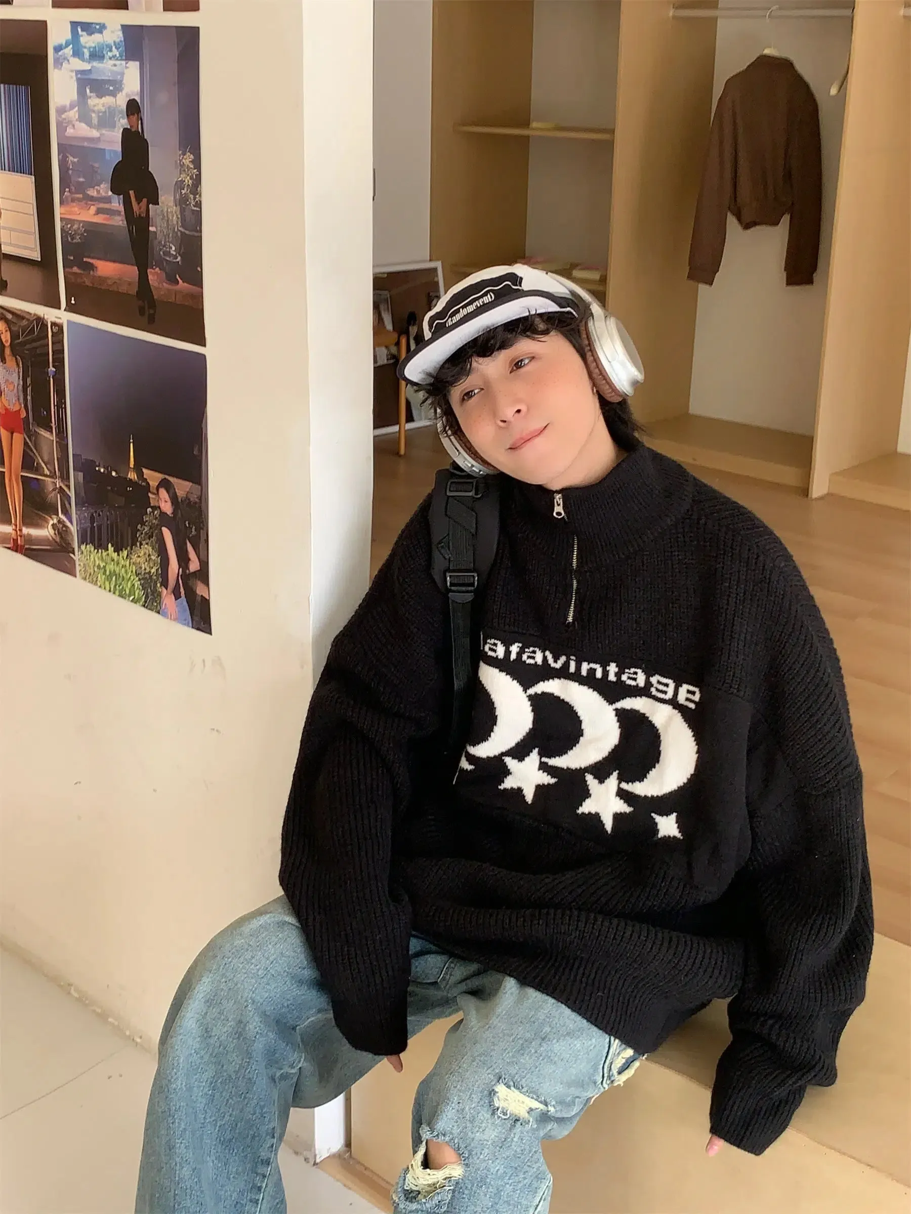 Maxct Five-pointed Star Stand Collar Sweater
