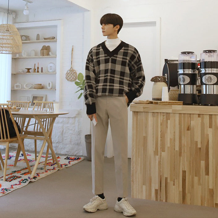 Maxct 1142 Plaid V-Neck Sweater