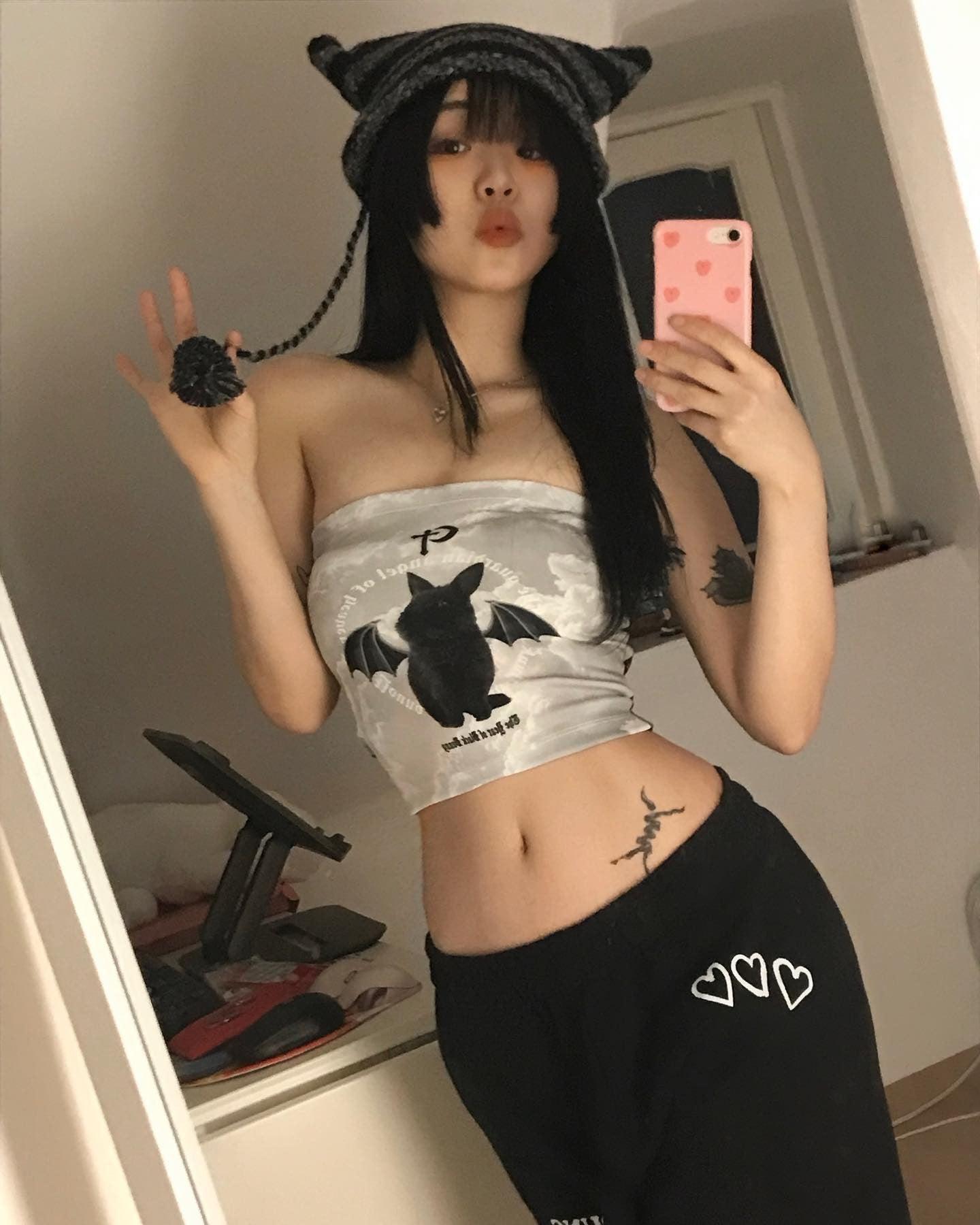 Maxct &Y2K Bat Rabbit Tube Top