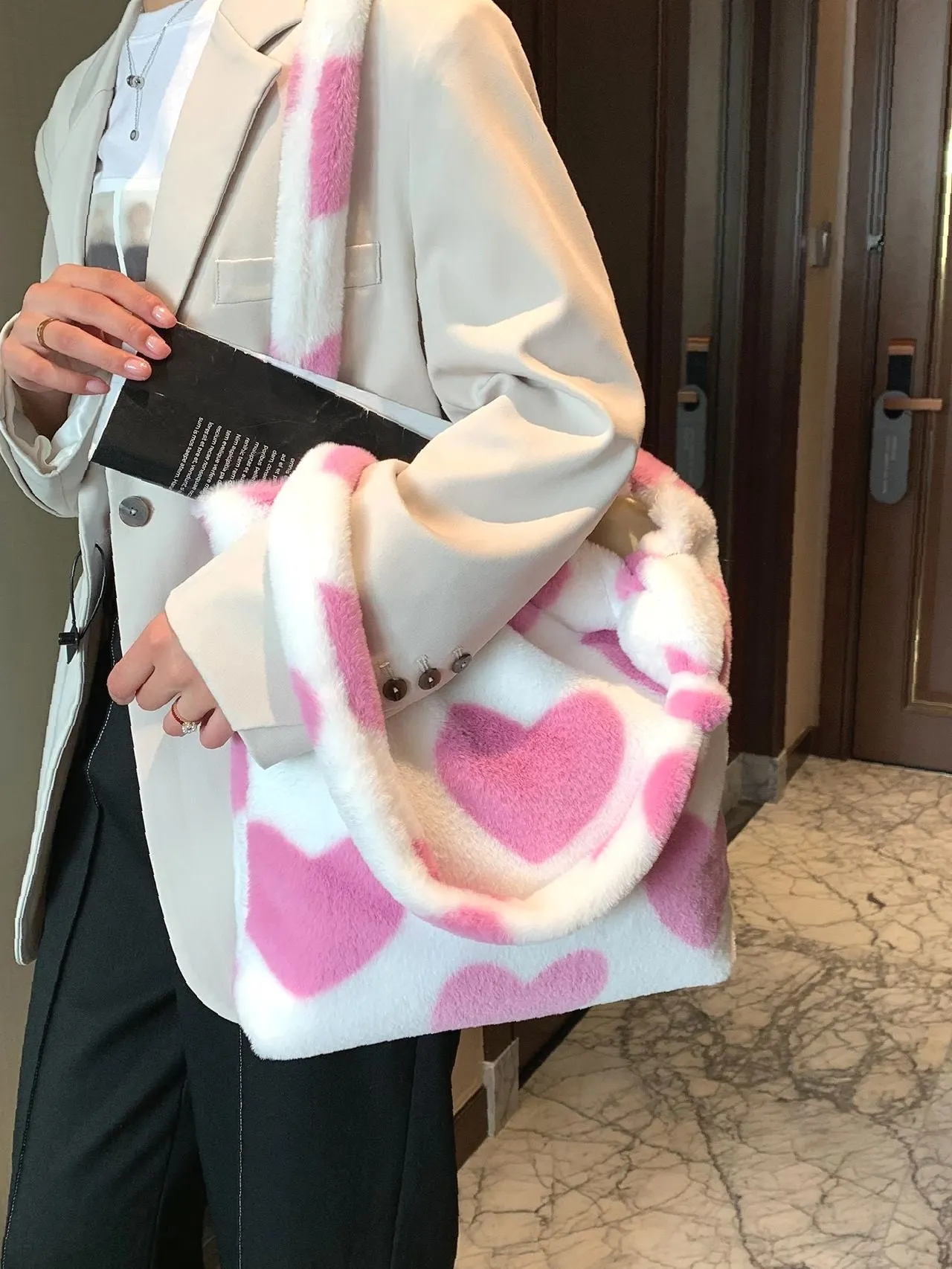 Maxct - Fluffy Heart Pattern Shoulder Tote Bag  - Women Tote Bags