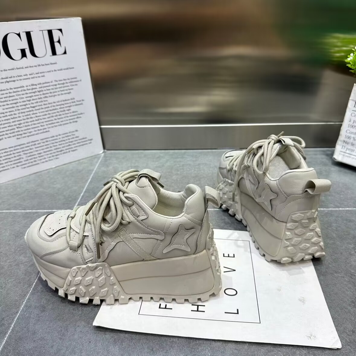 Luxury Women's Casual Light Flat Vulcanize Sneakers - true deals club