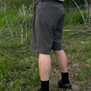 Maxct Men Solid Color Pleated Shorts With Slanted Pockets For Summer Casual Outfits