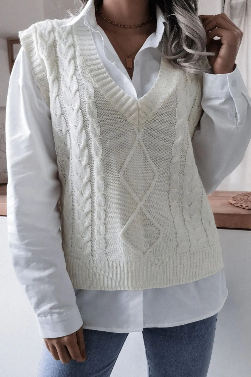 Maxct &Cable-Knit Ribbed V-Neck Sweater Vest