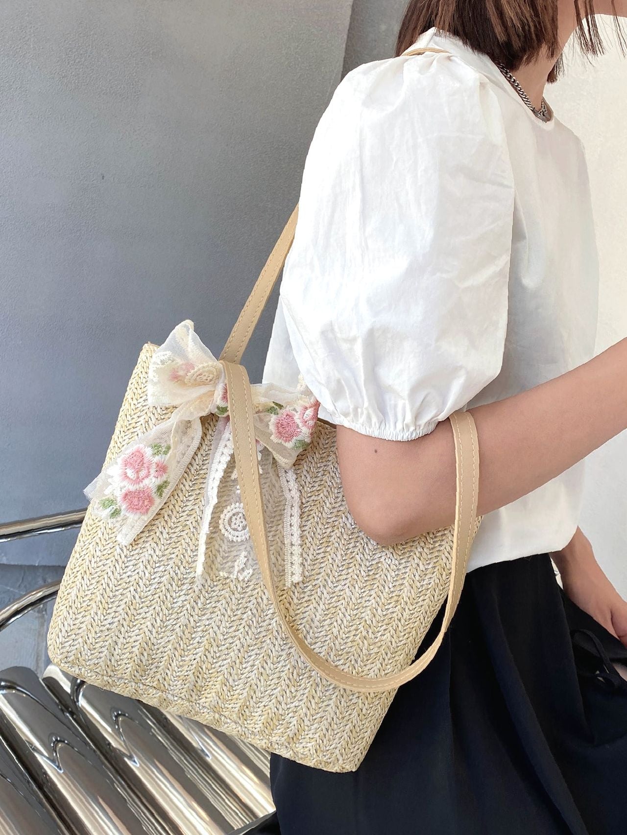 Maxct - Bow Decor Straw Tote Bag  - Women Tote Bags