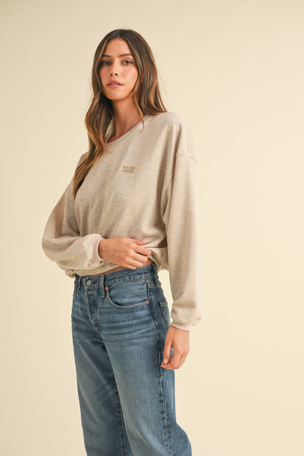 Maxct &Mable Round Neck Letter Embroidery Crop Sweatshirt