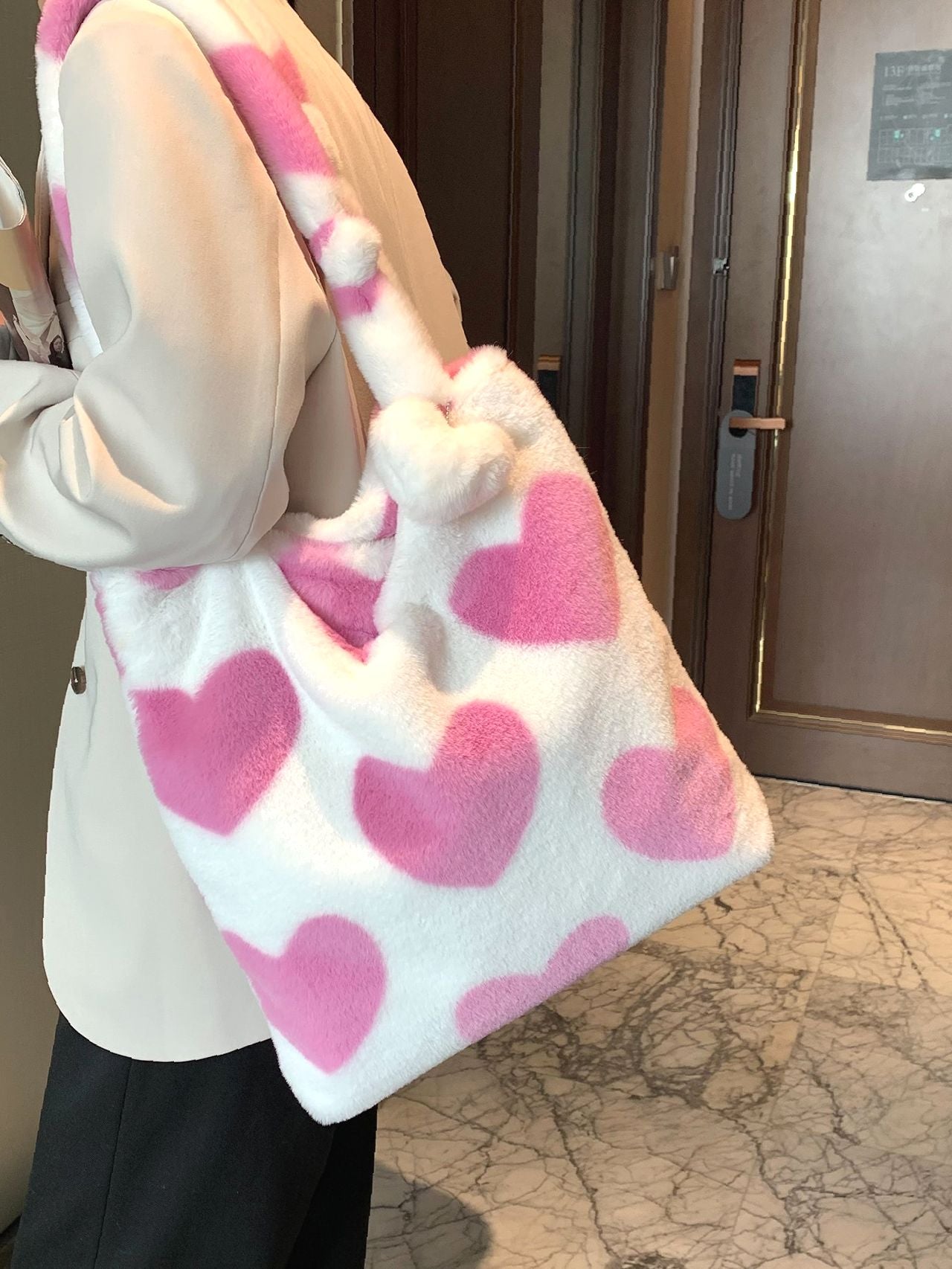 Maxct - Fluffy Heart Pattern Shoulder Tote Bag  - Women Tote Bags