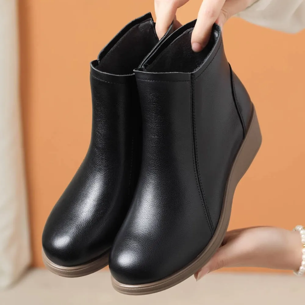 Women Winter Leather Round Toe Platform Soft Sole Warm Plush Boots